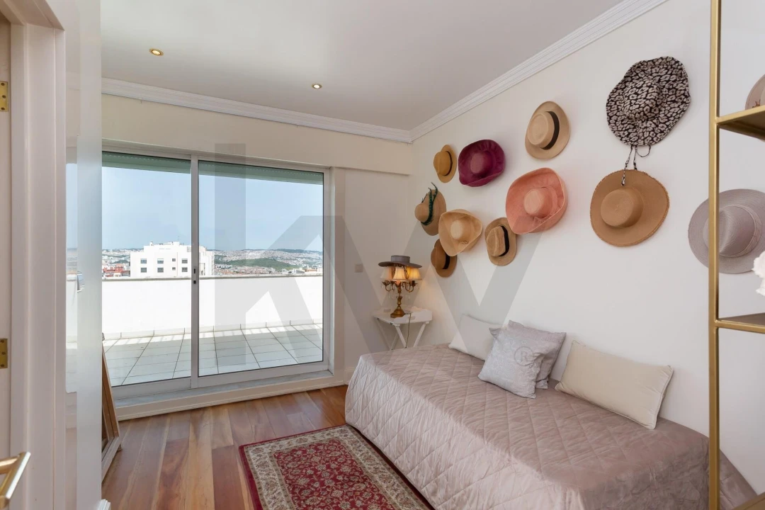 Apartamento T6 para Venda em Águas Livres Foto 23