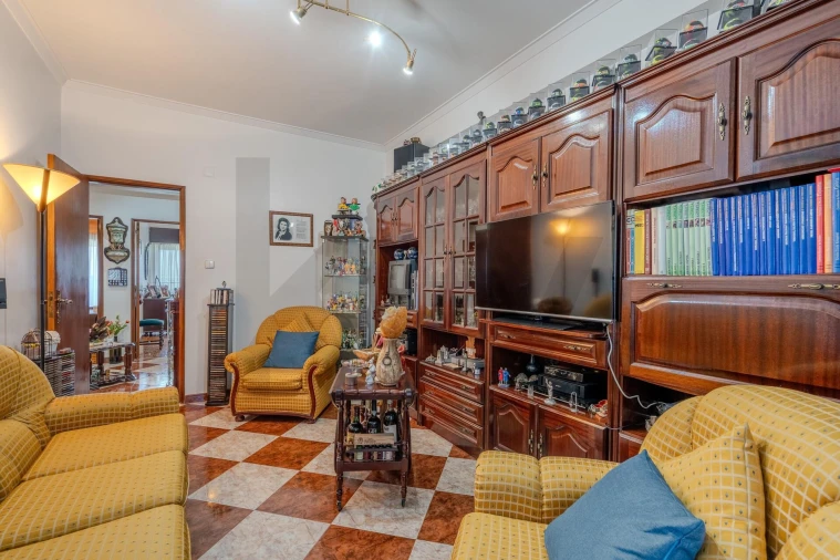 Apartamento T2 para Venda em Seixal, Arrentela e Aldeia de Paio Pires Foto 9