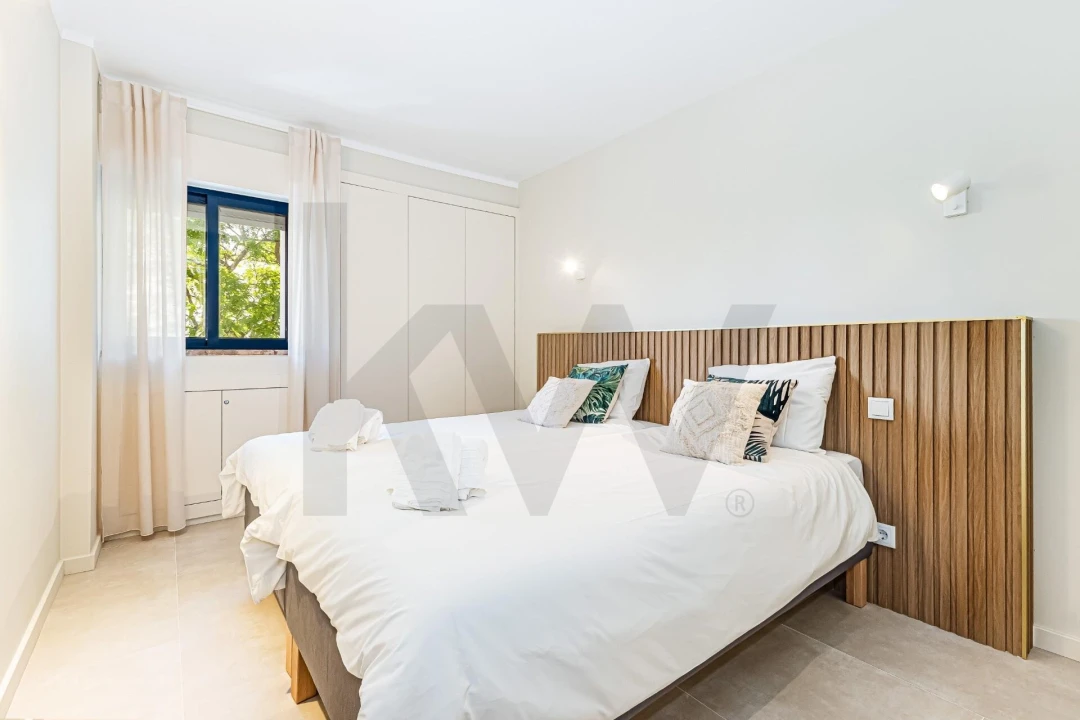 Apartamento T2 para Venda em Quarteira Foto 3