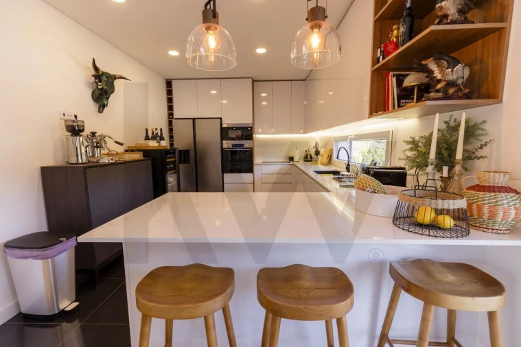 Moradia T4 para Venda em Santo Estêvão Foto 14