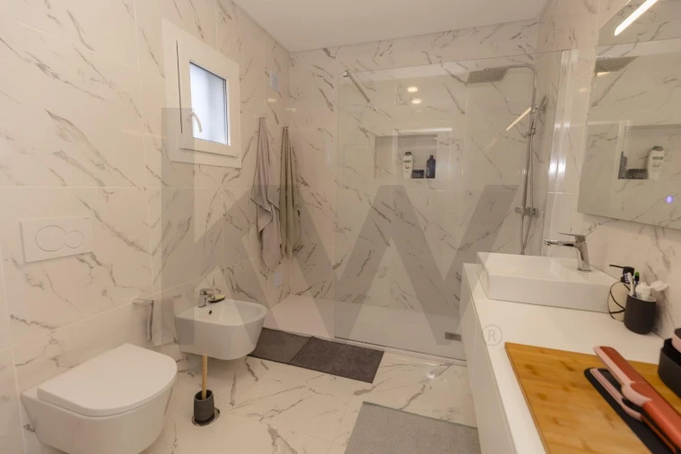 Moradia T4 para Venda em Santo Estêvão Foto 21