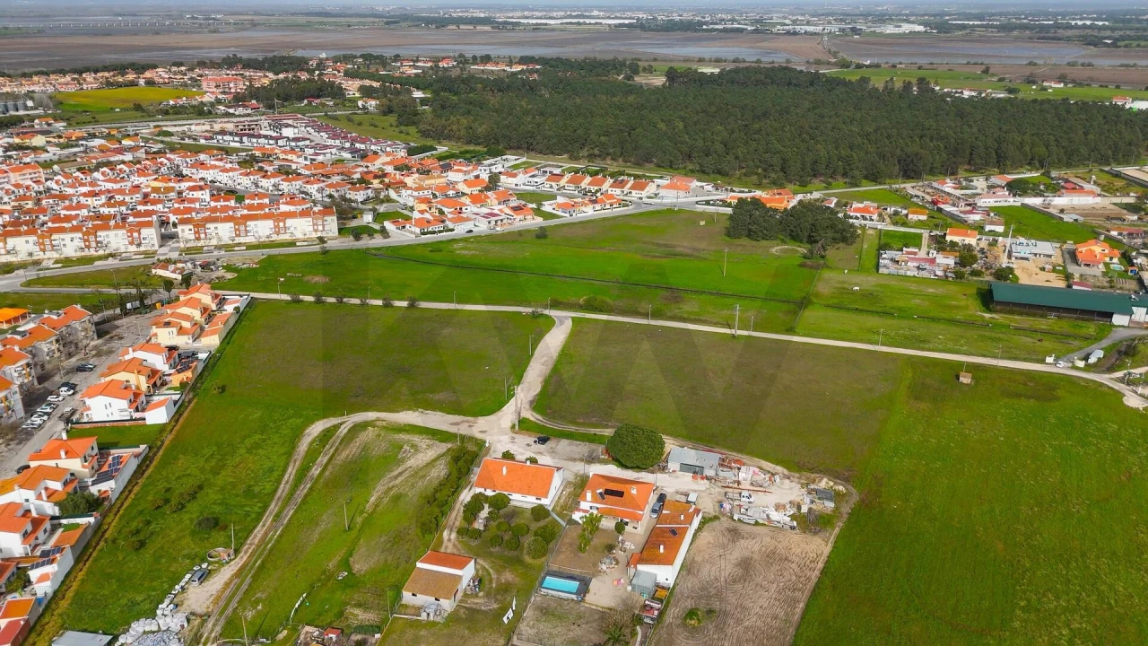 Terreno para Venda em Samora Correia Foto 2
