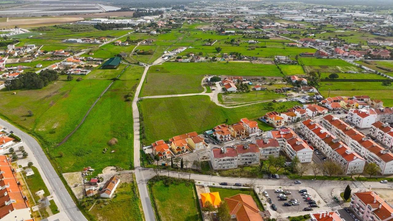 Terreno para Venda em Samora Correia Foto 1