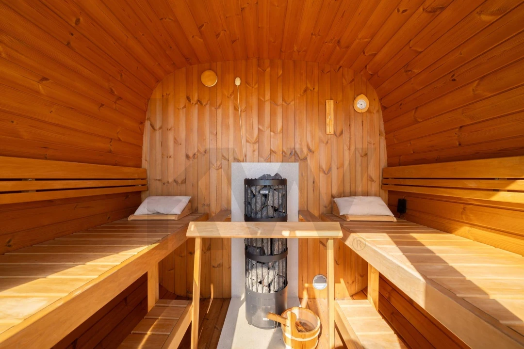 Apartamento T4 para Venda em Porto Salvo Foto 40