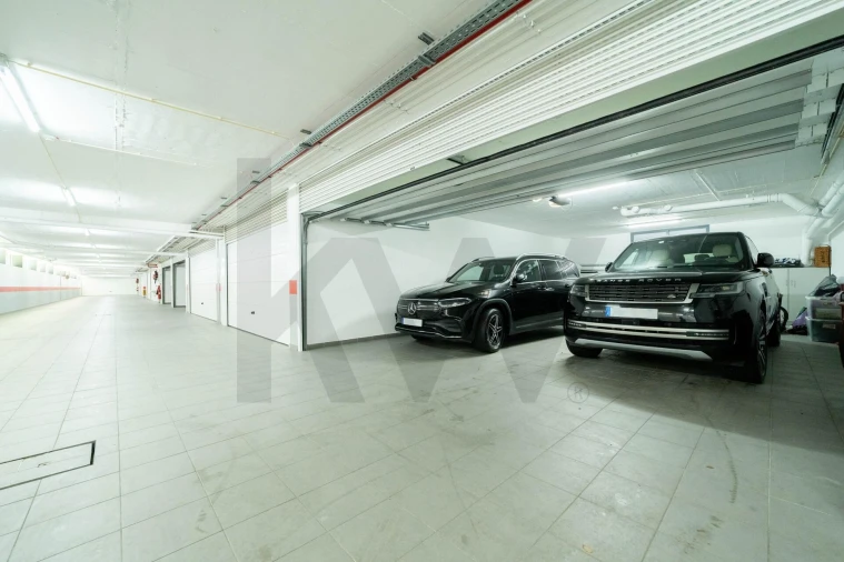 Apartamento T4 para Venda em Porto Salvo Foto 43