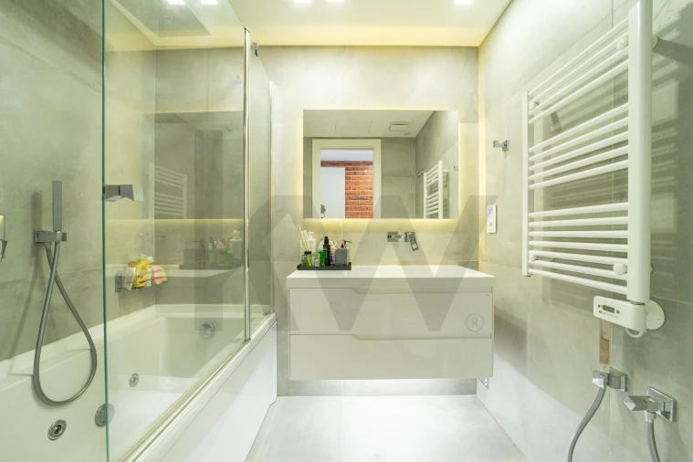 Apartamento T4 para Venda em Porto Salvo Foto 17