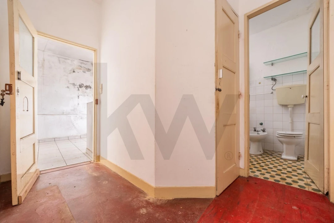 Prédio para Venda em Buarcos Foto 11