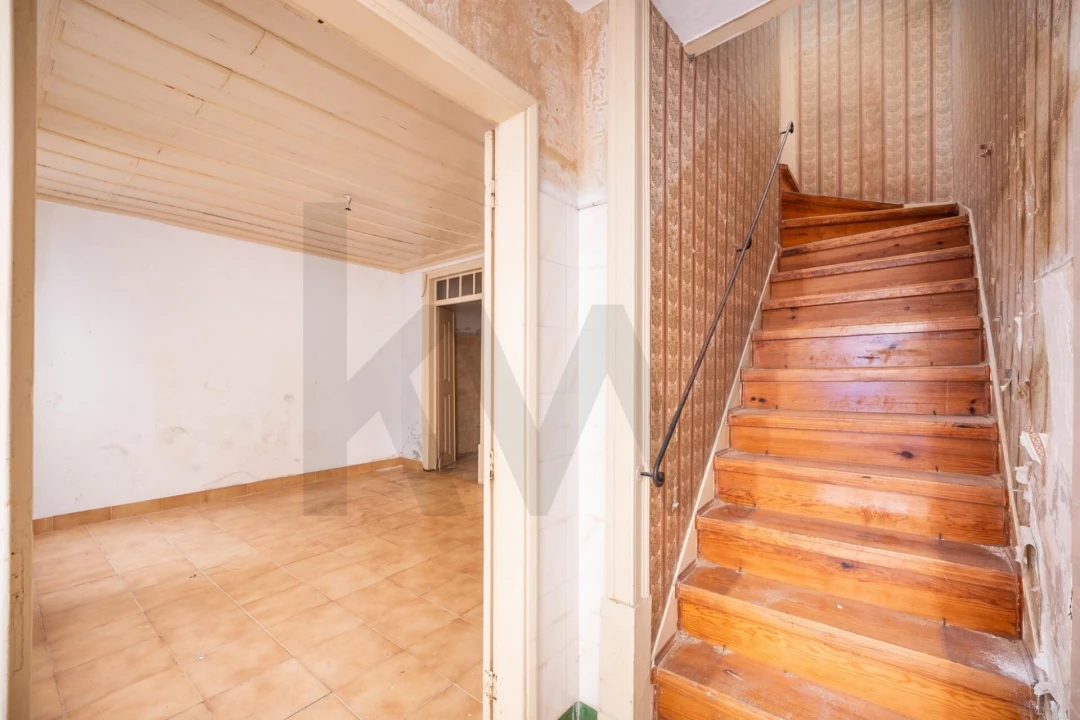 Prédio para Venda em Buarcos Foto 7