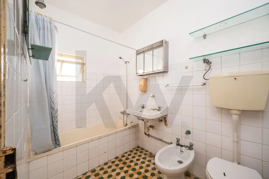 Prédio para Venda em Buarcos Foto 12