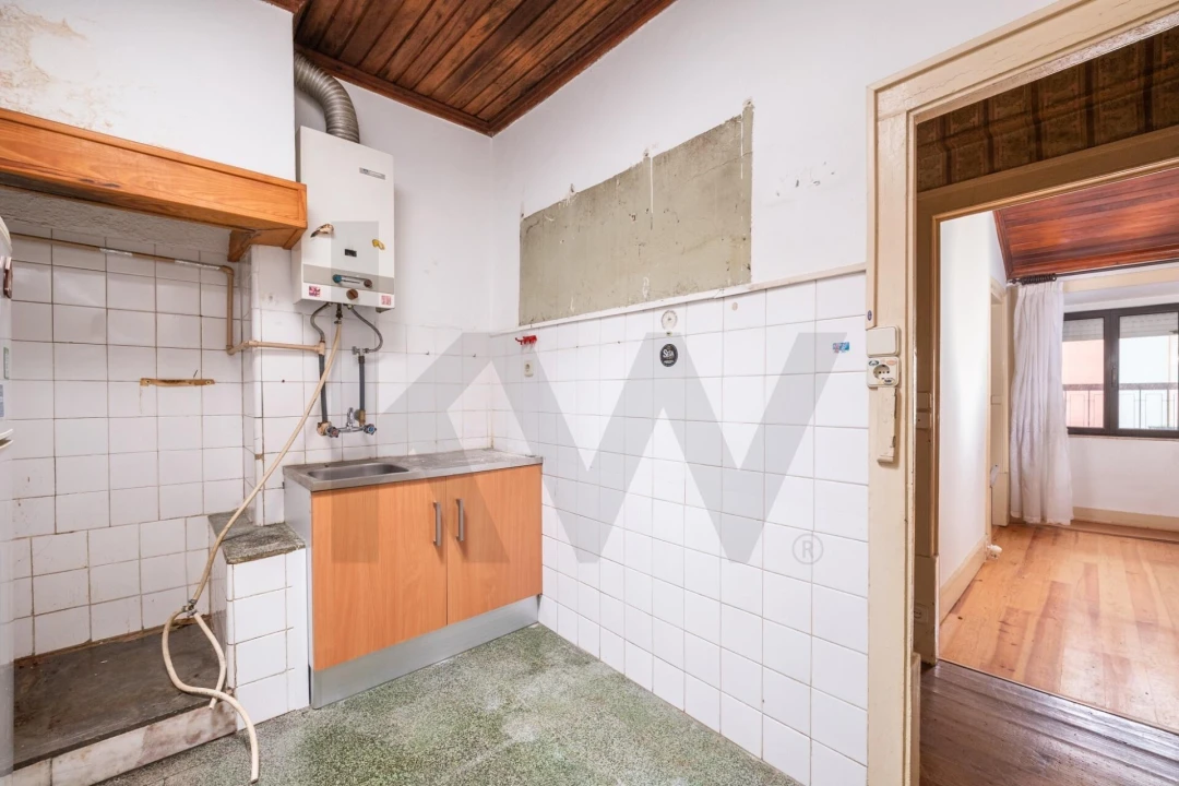 Prédio para Venda em Buarcos Foto 10