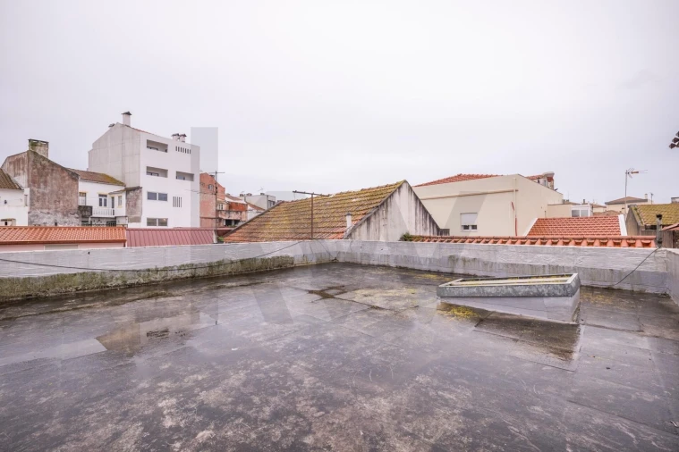 Prédio para Venda em Buarcos Foto 27