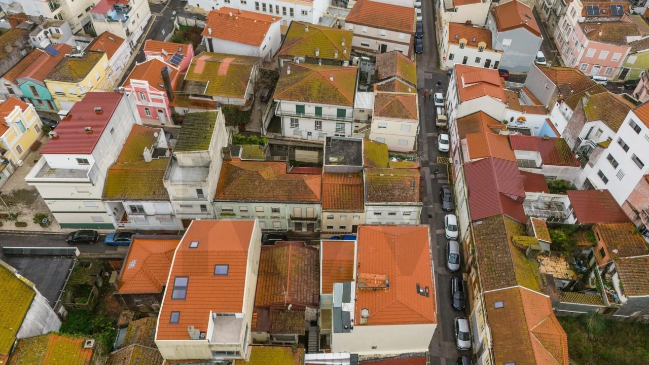 Prédio para Venda em Buarcos Foto 34