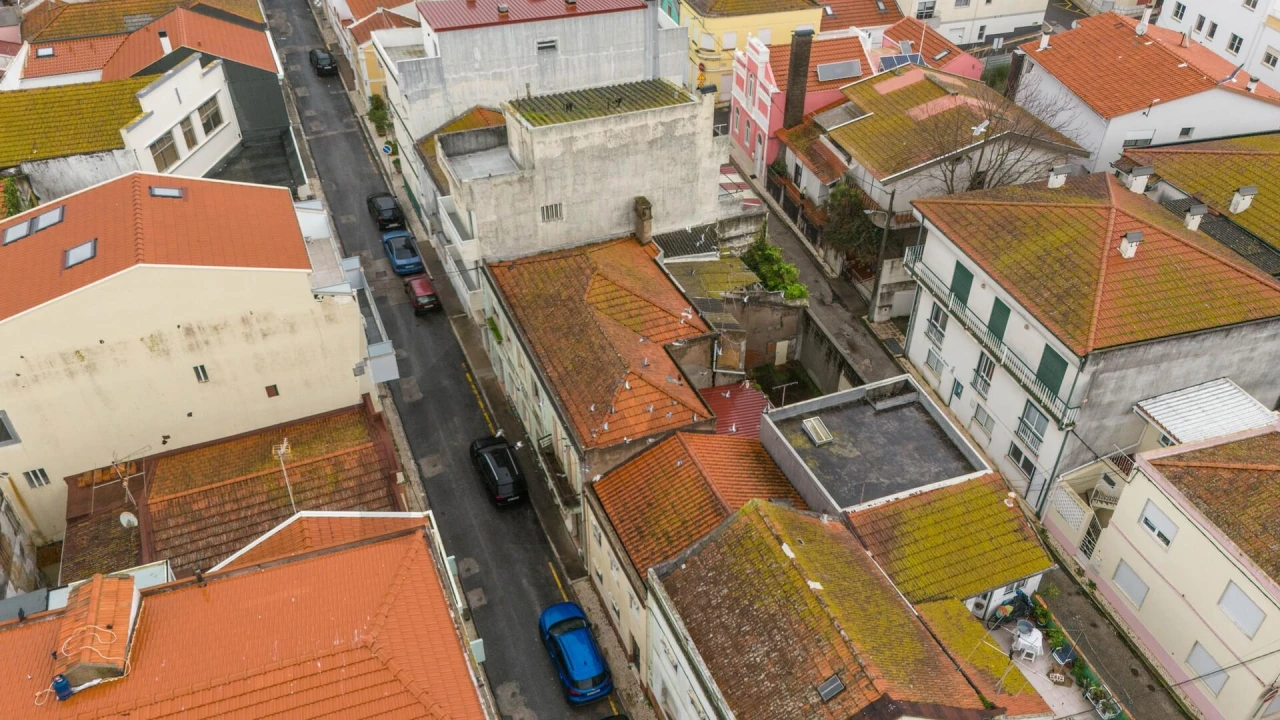 Prédio para Venda em Buarcos Foto 29