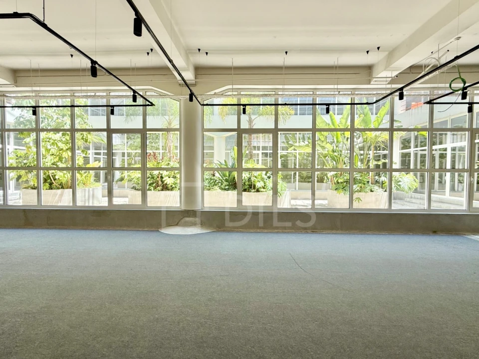 Armazém para Arrendamento em Alcantara Foto 11