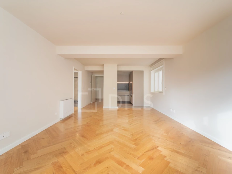 Apartamento T1 para Venda em Cedofeita, Santo Ildefonso, Sé, Miragaia, São Nicolau e Vitória Foto 3