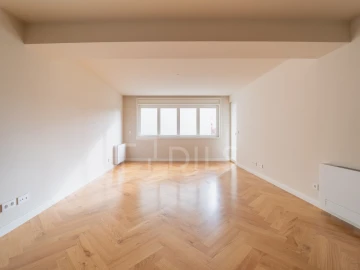 Apartamento T1 para Venda em Cedofeita, Santo Ildefonso, Sé, Miragaia, São Nicolau e Vitória