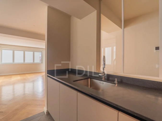 Apartamento T1 para Venda em Cedofeita, Santo Ildefonso, Sé, Miragaia, São Nicolau e Vitória Foto 13
