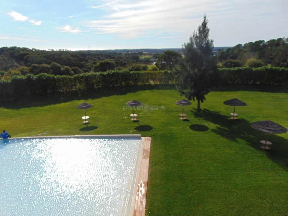 Apartamento T2 para Venda em Mexilhoeira Grande Foto 45