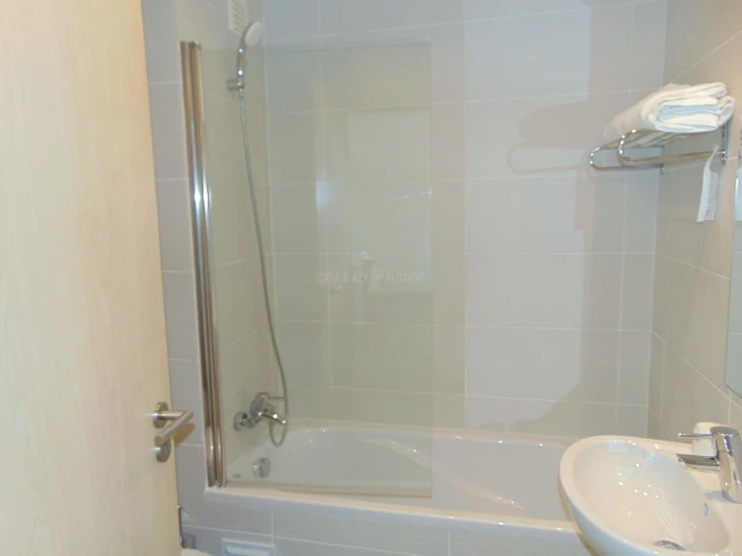 Apartamento T2 para Venda em Mexilhoeira Grande Foto 12