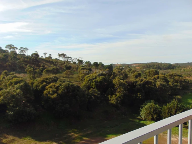 Apartamento T2 para Venda em Mexilhoeira Grande Foto 24