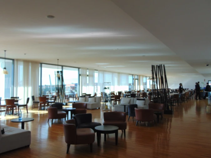 Apartamento T2 para Venda em Mexilhoeira Grande Foto 38