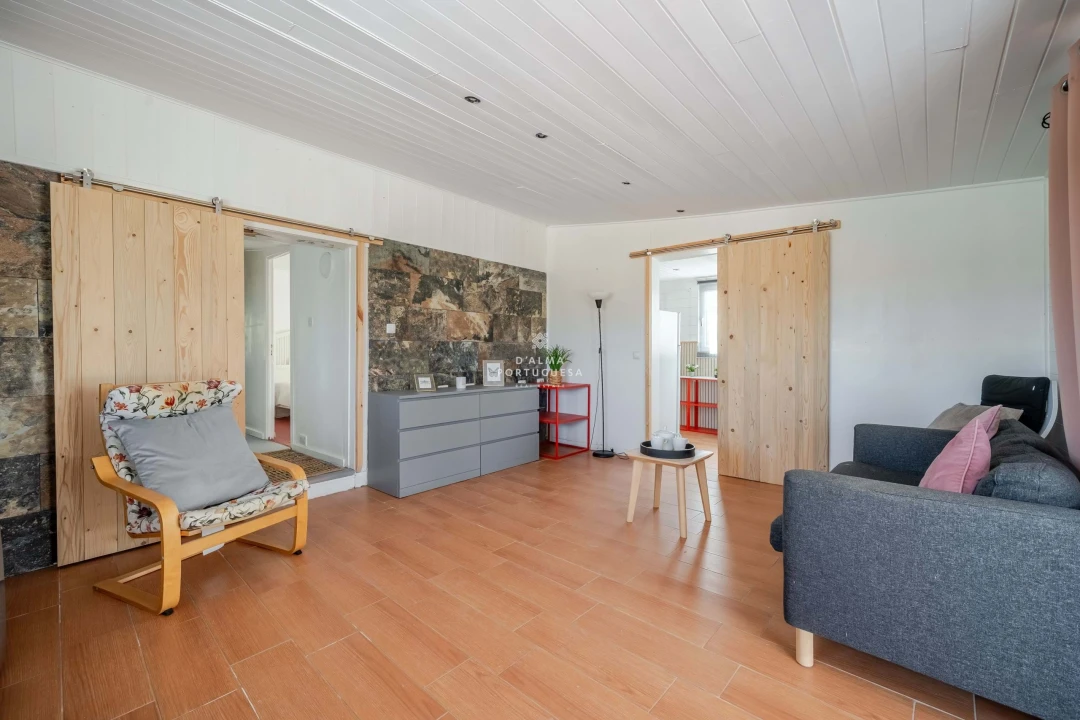 Moradia T3 para Venda em Salir Foto 15