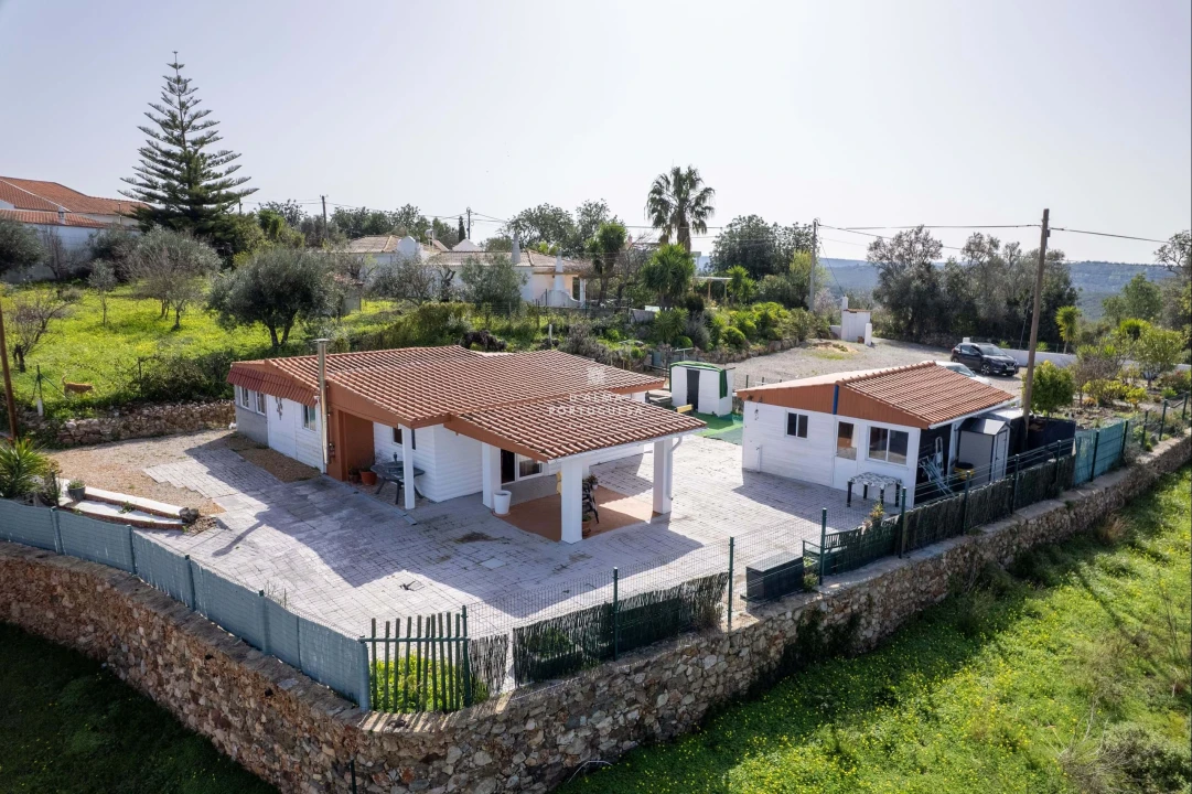 Moradia T3 para Venda em Salir Foto 4