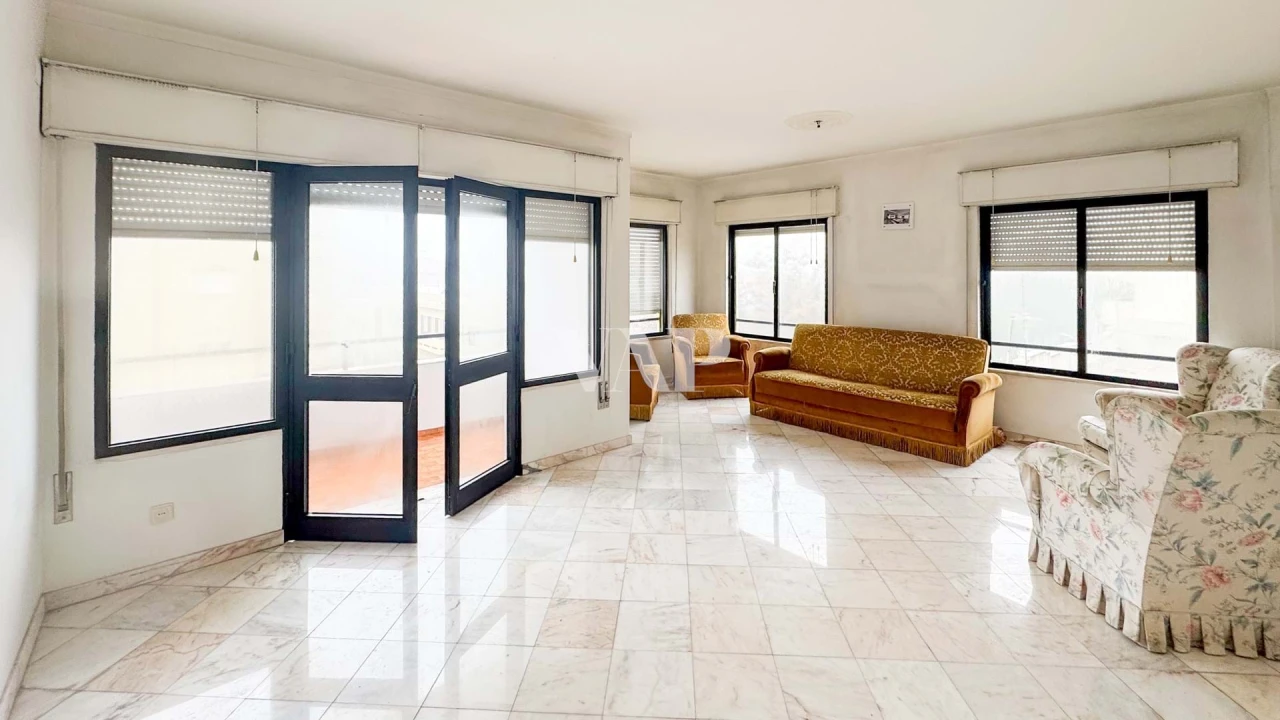 Apartamento T3 para Venda em Loule (São Clemente) Foto 1