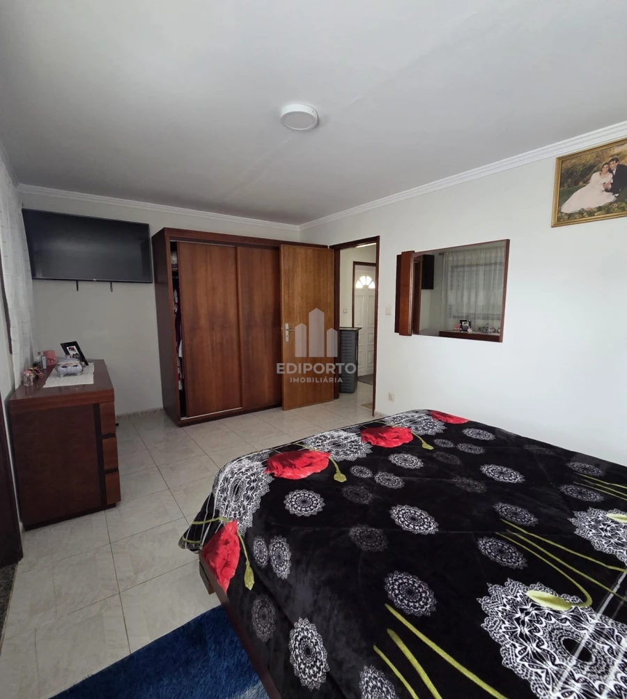 Moradia T3 para Venda em Esmoriz Foto 12