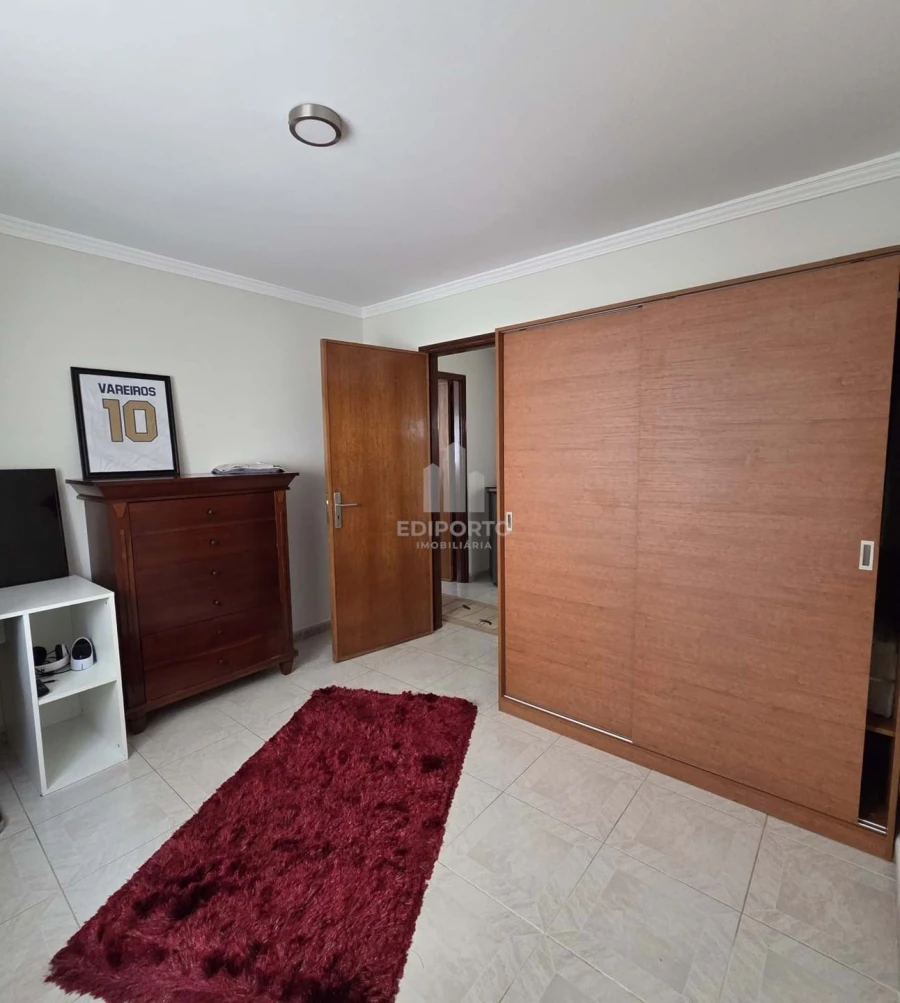 Moradia T3 para Venda em Esmoriz Foto 18