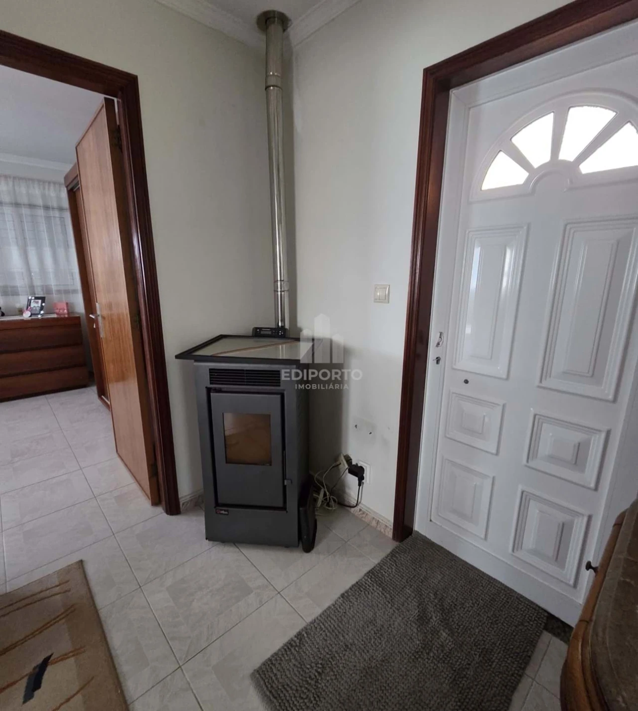 Moradia T3 para Venda em Esmoriz Foto 11