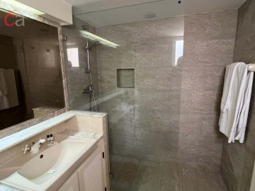 Apartamento T1 para Venda em Lagoa e Carvoeiro