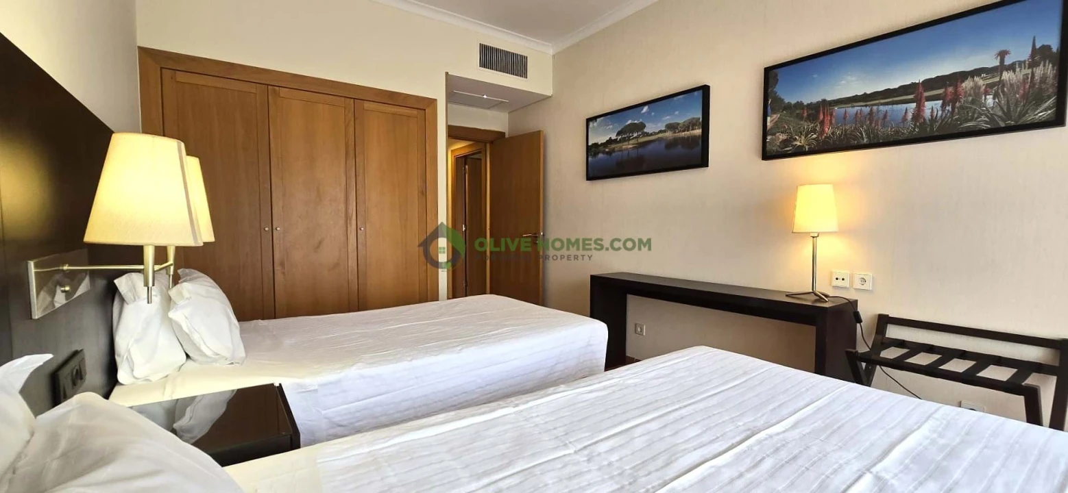 Apartamento T2 para Venda em Quarteira Foto 17