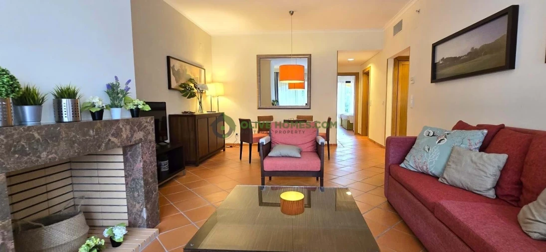 Apartamento T2 para Venda em Quarteira Foto 3