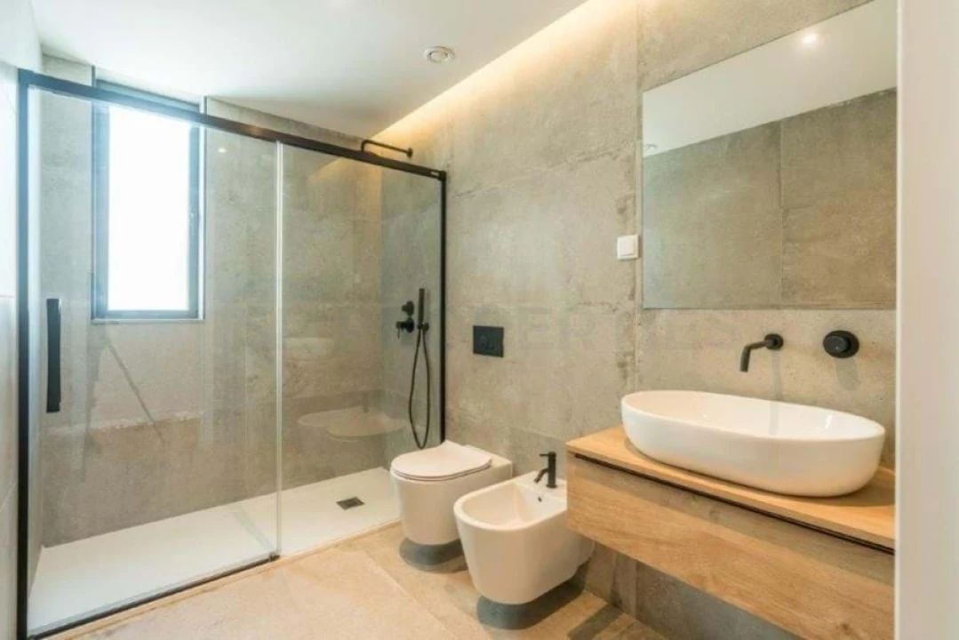 Apartamento T1 para Venda em Olhão Foto 2