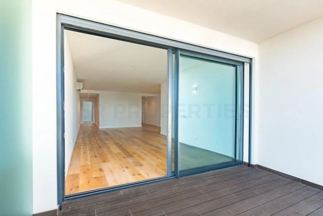 Apartamento T3 para Venda em Olhão Foto 14