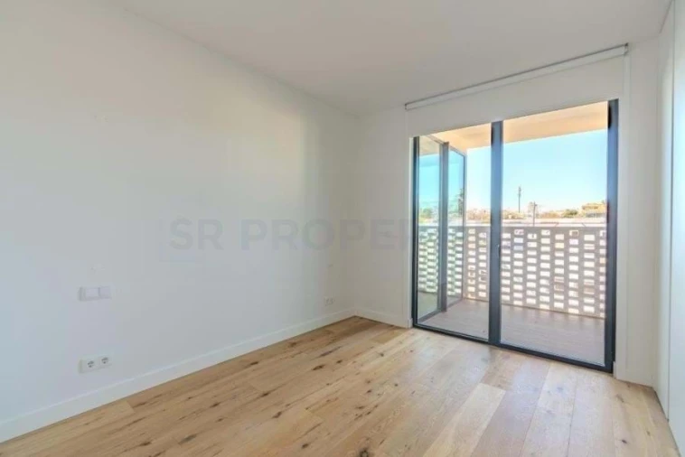 Apartamento T3 para Venda em Olhão Foto 29