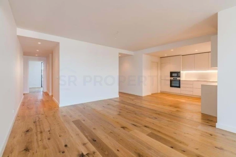 Apartamento T3 para Venda em Olhão Foto 1