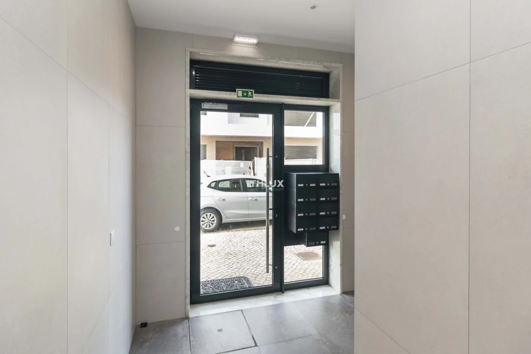 Apartamento T2 para Venda em Alhos Vedros Foto 40