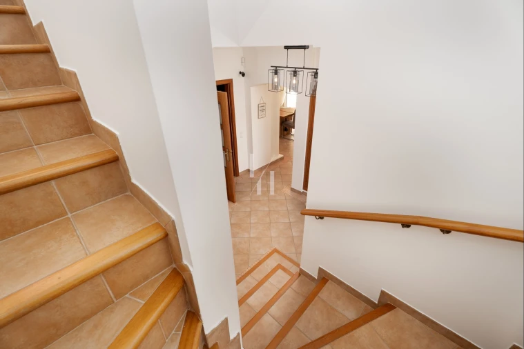 Moradia T3 para Venda em Quarteira Foto 14