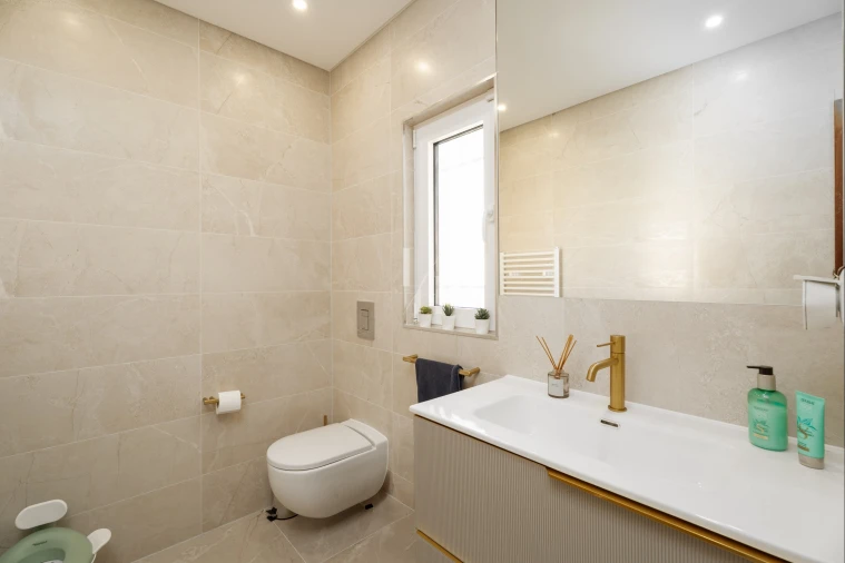 Moradia T3 para Venda em Quarteira Foto 6