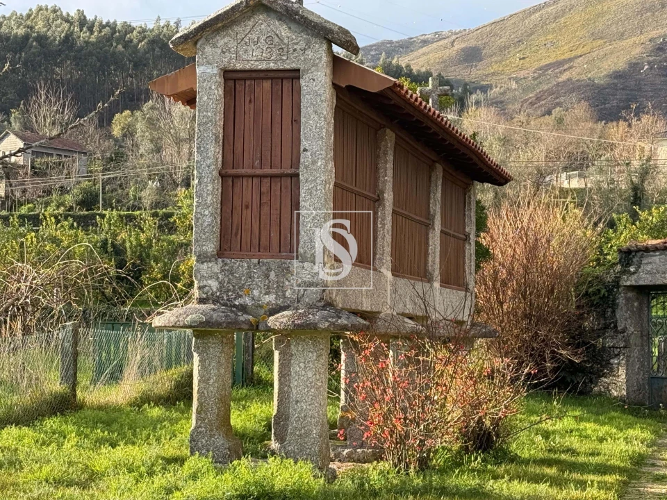 Quinta T6 para Venda em Valdreu Foto 2