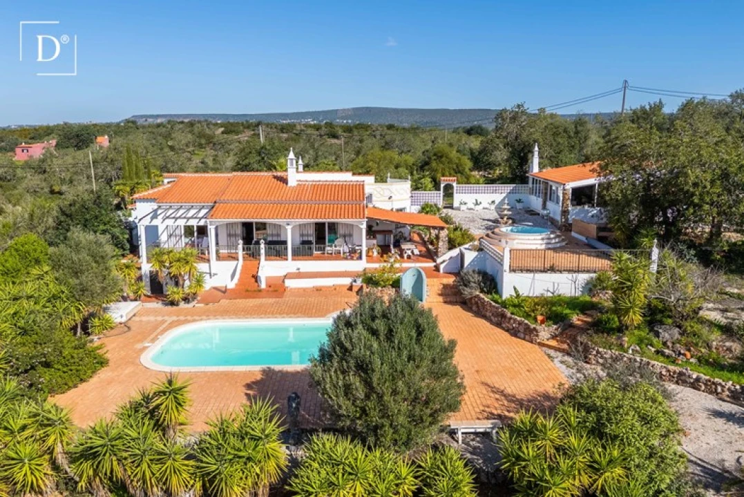 Moradia T3 para Venda em Albufeira e Olhos de Água Foto 16