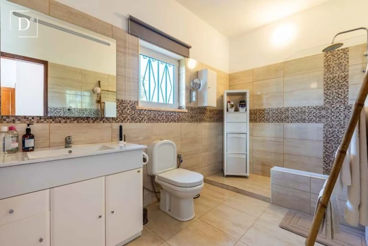 Moradia T3 para Venda em Albufeira e Olhos de Água Foto 14