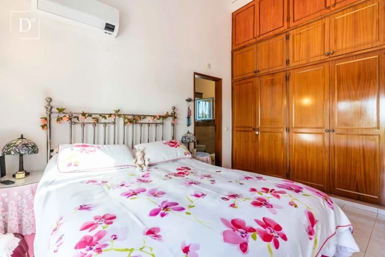 Moradia T3 para Venda em Albufeira e Olhos de Água Foto 15