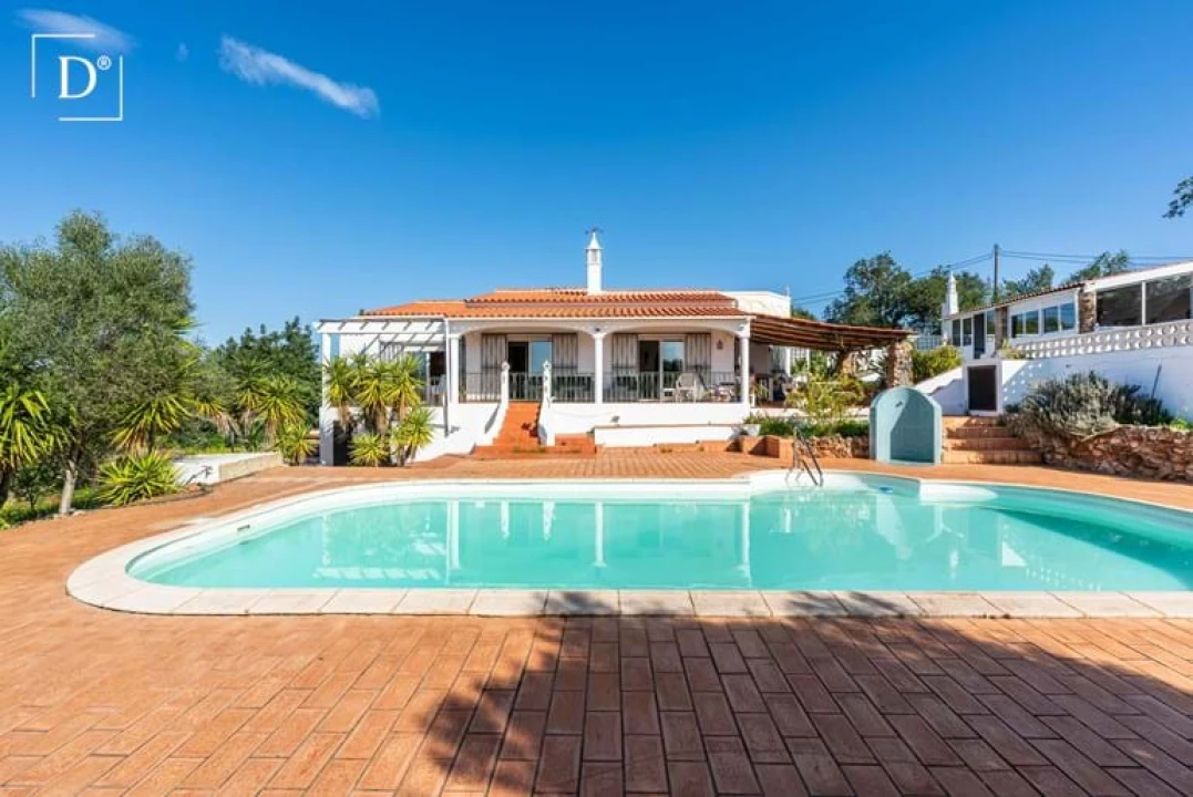 Moradia T3 para Venda em Albufeira e Olhos de Água Foto 2