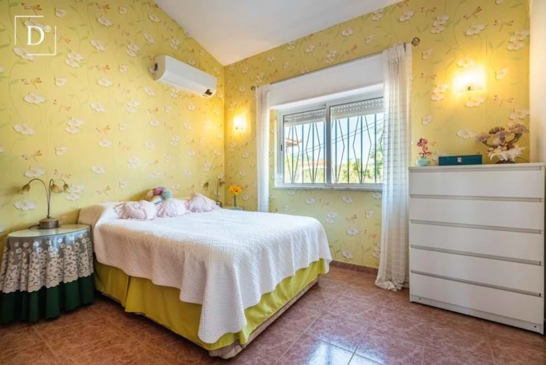 Moradia T3 para Venda em Albufeira e Olhos de Água Foto 12