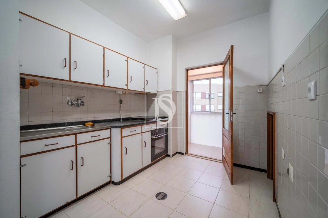 Apartamento T1 para Venda em Arcozelo Foto 1