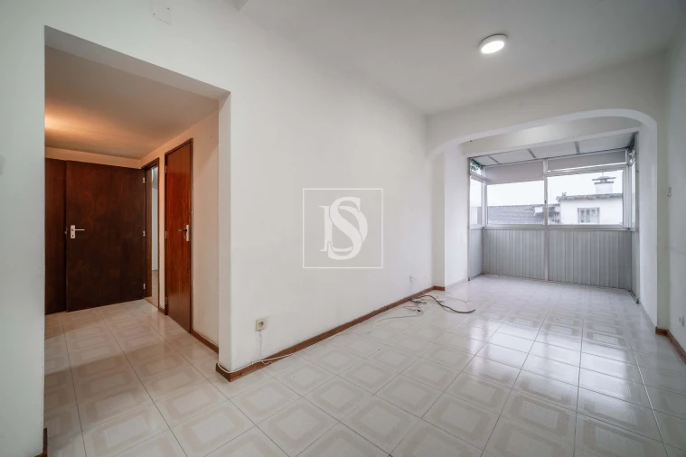 Apartamento T1 para Venda em Arcozelo Foto 4