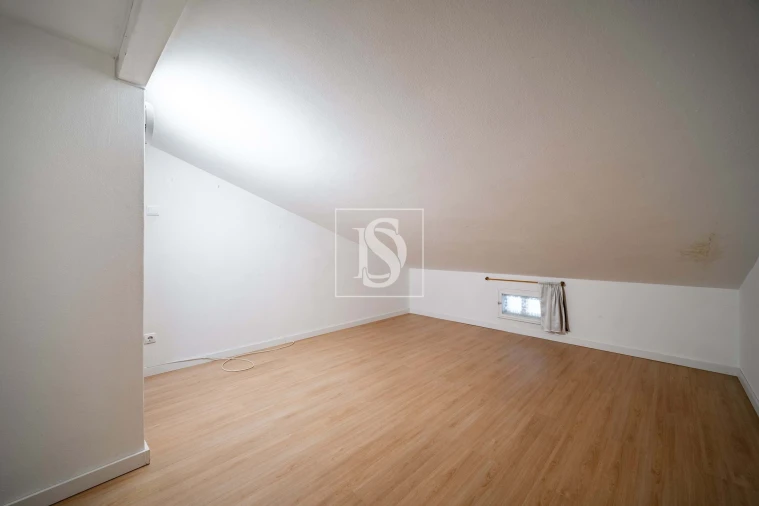 Apartamento T1 para Venda em Arcozelo Foto 7